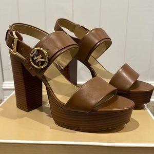 Michael Kors Sandal - Size 7
